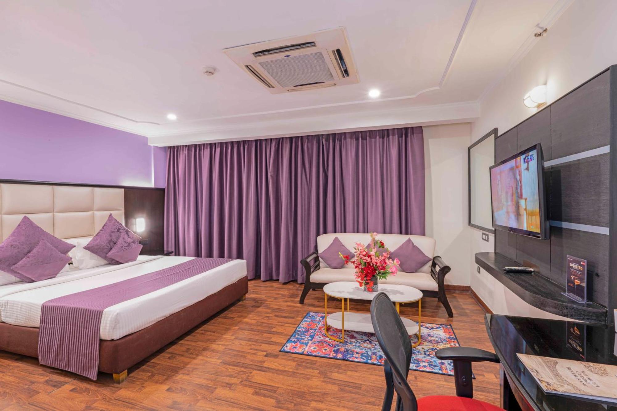 Indismart Hotel Kolkata Exterior photo